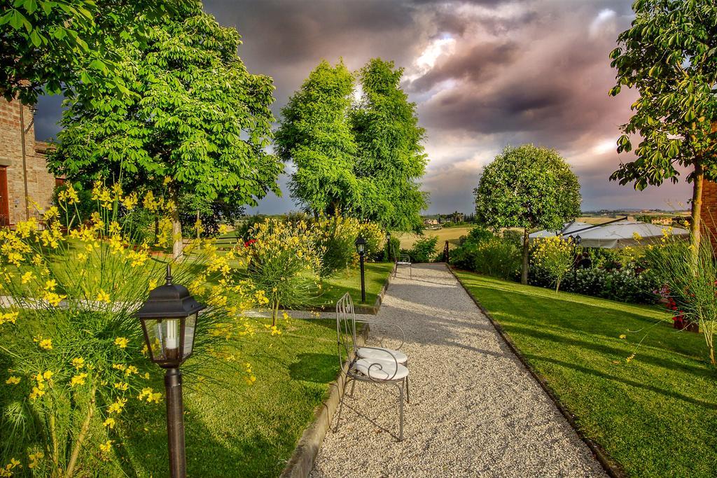 Borgo Tre Rose Ξενοδοχείο Valiano Εξωτερικό φωτογραφία